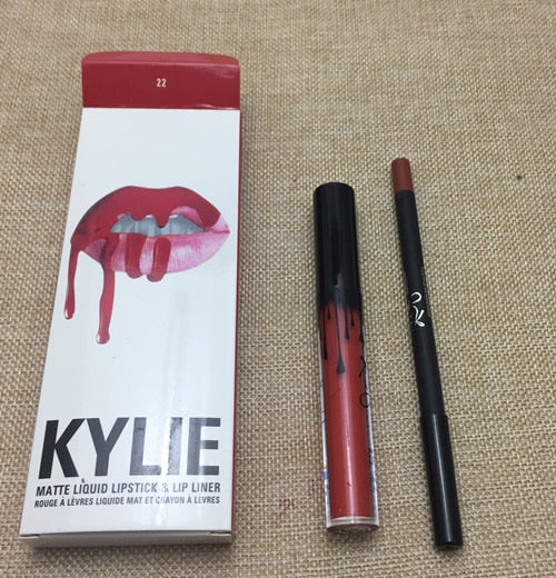 2020 new KYLIE matte lipstick+lips