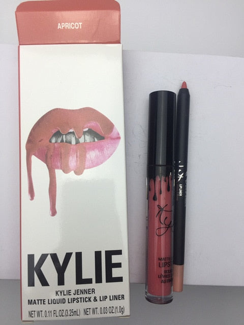 2020 new KYLIE matte lipstick+lips