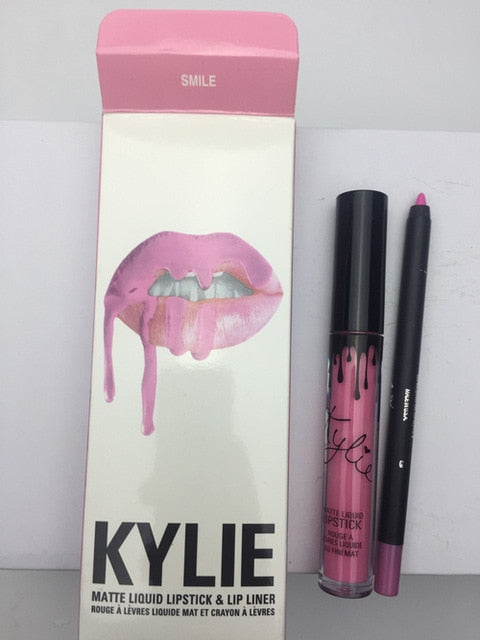 2020 new KYLIE matte lipstick+lips