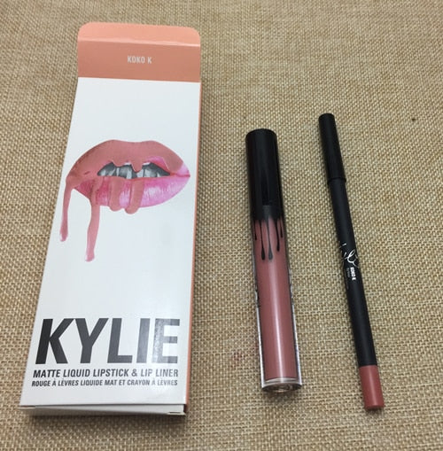 2020 new KYLIE matte lipstick+lips